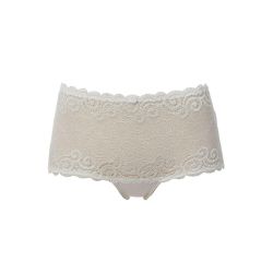 Elegant plussize blondetrusse i creme farve med delikate blomstermønstre og komfortabel pasform.