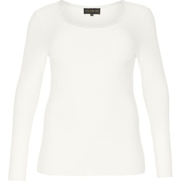 Hvid langærmet bluse med dekorativ udskæring, perfekt til plussize hverdagsgarderobe.