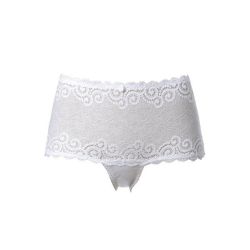 Hvid plussize blonde trusse i fuld dækning, designet til komfort og elegance.