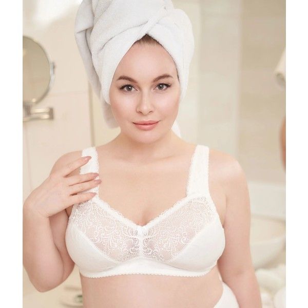 Hvid blonde-bh i store størrelser med komfortabel støtte og bløde skulderstropper.