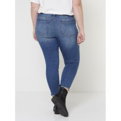 Zoey Fia jeans denim giver en god bagdel