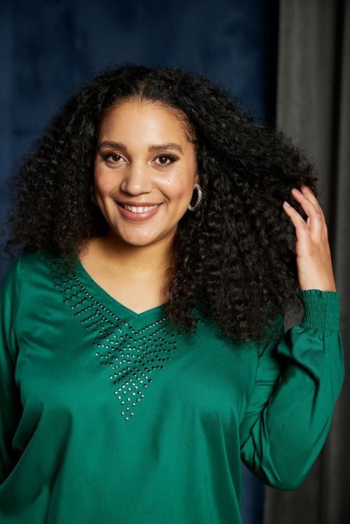 Smuk bluse med glitter fra Zhenzi