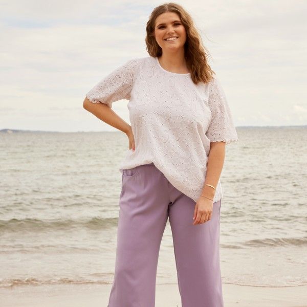 Ingrid Bluse med Broderi Anglais 200305