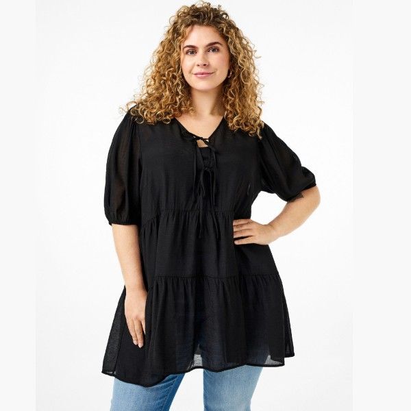 Super smart tunika med korte ærmer fra Zizzi