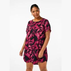 Plussize Kjole fra Zizzi med print og korte ærmer rød