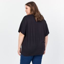 Sort T-Shirt fra Wasabi set bagfra