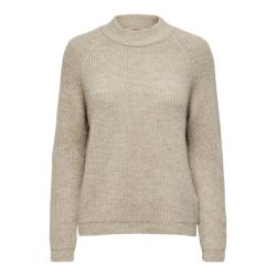 Beige rullekravetrøje i plussize, strikket med ribkanter, velegnet til efterår og vintergarderobe.
