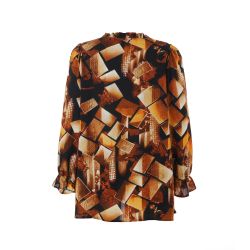 Geometrisk mønstret plussize bluse i efterårsfarver med lange ærmer og løs pasform.