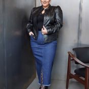 Blå denim nederdel fra plussize kollektionen