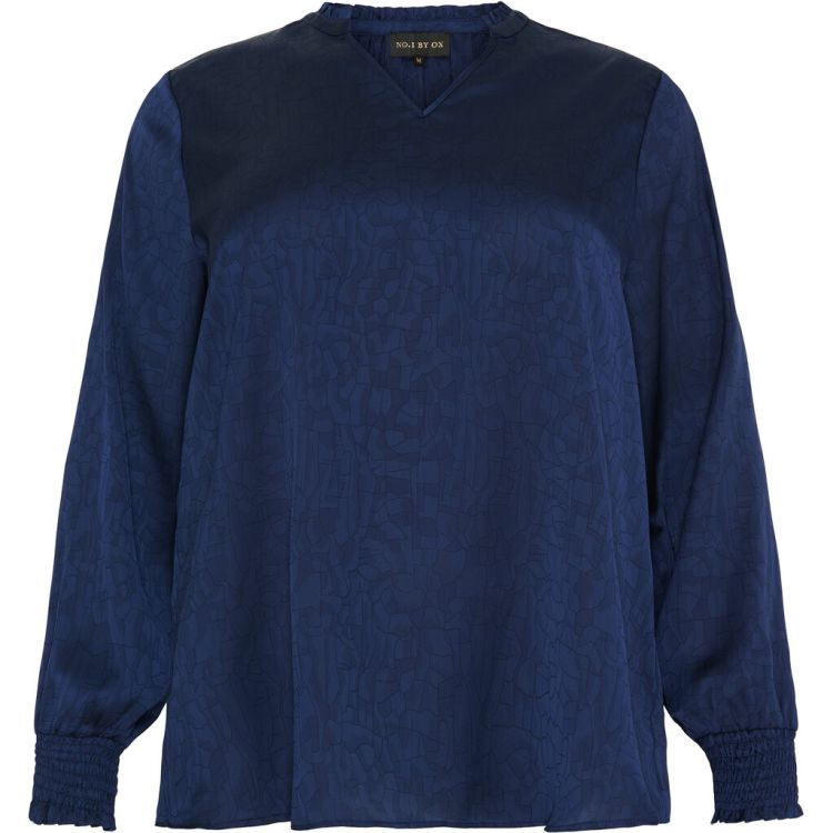 Blå plussize bluse med mønster, V-hals og elastiske manchetter, velegnet til hverdag og kontorbrug.