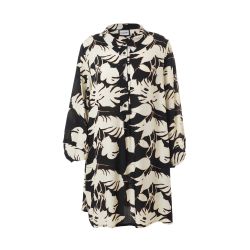 Plussize Gozzip skjortekjole med sort og beige bladmønster, knapper foran og klassisk krave, egnet til stilfuld hverdagstøj.