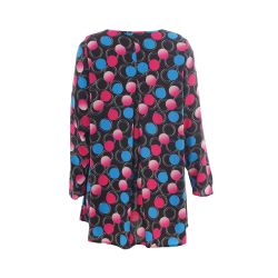 Farverig Studio plussize kjole med cirkelmønster på hvid baggrund, perfekt til plusstørrelse garderoben.