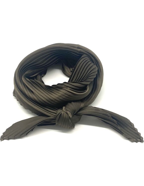 Smukt Plissé Tørklæde fra just d´lux B22-0021