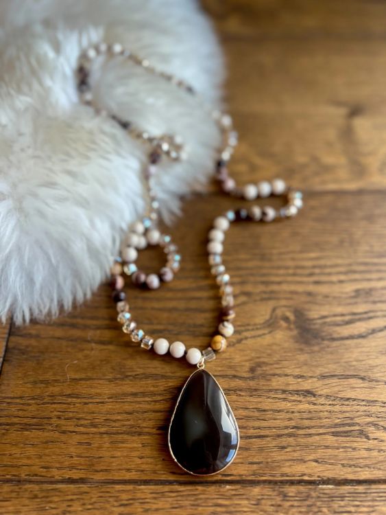 Halskæde i Natursten fra just d' lux A22-0012