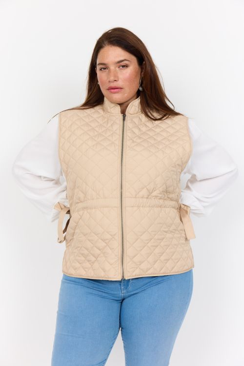 Elegant quiltet waistcoat med flatterende pasform