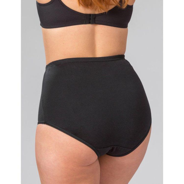 Bløde og åndbare maxitrusser med høj talje til plus-size brugere