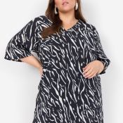 Elegant Vigga tunika med abstrakt zebraprint