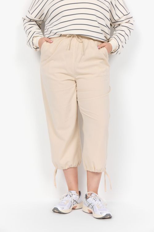 Wasabi capribukser – trendy bomuldskomfort til hverdagen