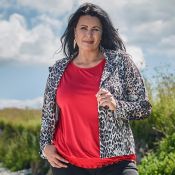 Klassisk blazer med trendy leopardprint.