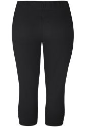 Rynkedetalje nederst for et feminint look