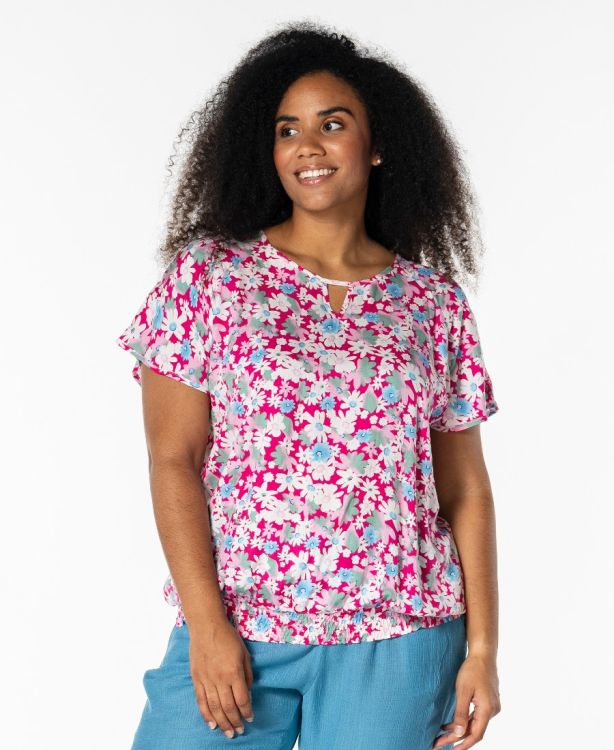 Camilla Bluse fra Studio – Frisk blomsterprint med smock elastik