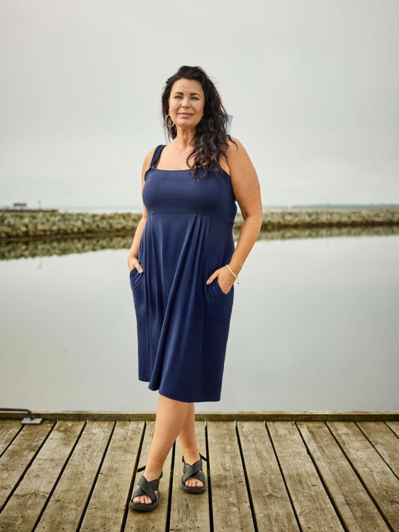 Enkel og flatterende A-formet sommerkjole