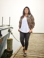 Nova T-shirt med let shine og flot struktur