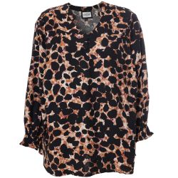 Dyreprintet bluse fra Gozzip i plus size