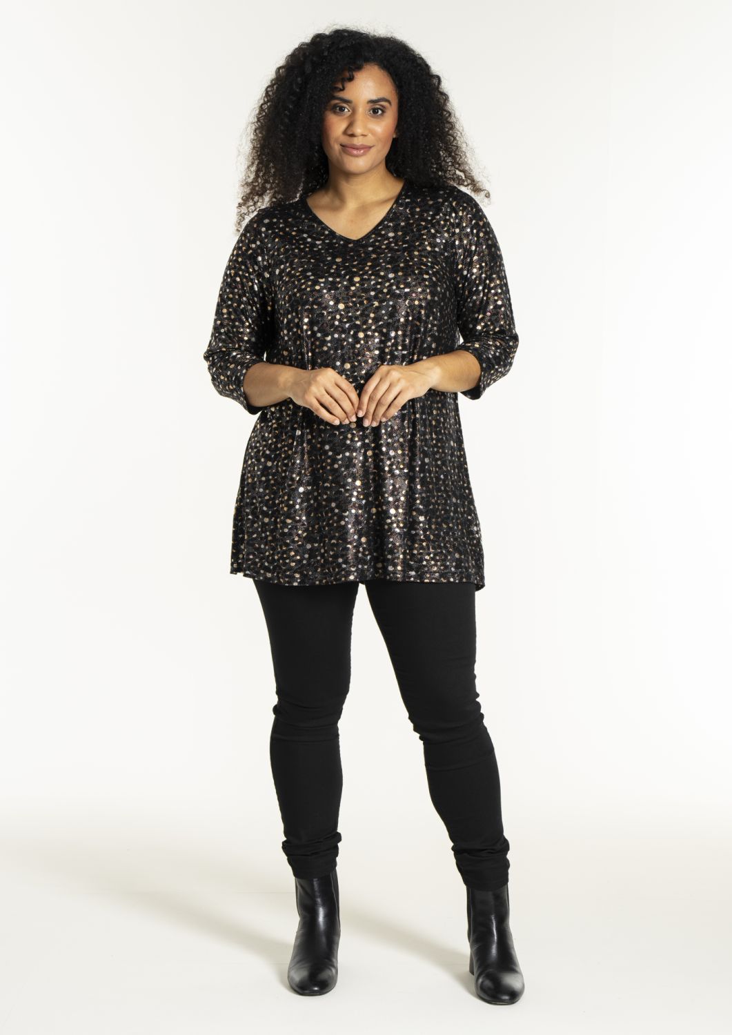 Ditte Tunika – elegant design med metallic prikker
