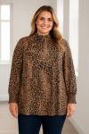 Fenjane Leopardprintet bluse fra Cassiopeia med stilfulde detaljer