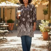 Laurina tunika fra Cassiopeia i brun mønstret 100% viskose