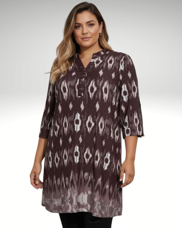 Cassiopeia Birkalle Tunika i brun viskosekvalitet med ikat-print.