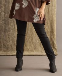 Klassiske Sorte Bengaline bukser med elastisk linning fra Zhenzi