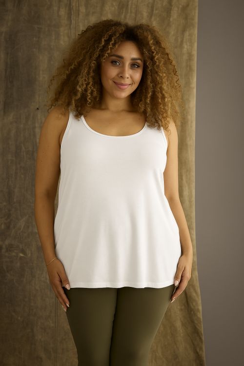 Klassisk hvid Bambus Top fra Zhenzi - Let og åndbar kvalitet