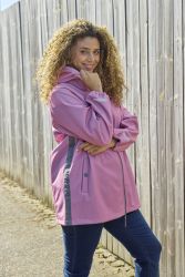 Zhenzi Della softshell jakke i rosa med lynlås, høj krave og lommer