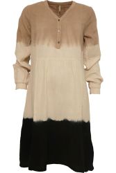 Bomuldskjole fra Cassiopeia med knaplukning og blød farveovergang