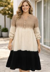 Cassiopeia Paulinna kjole i naturfarver med sort bund og løs pasform