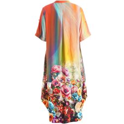 Studio Bidiana kjole med multicolor print og feminin silhuet