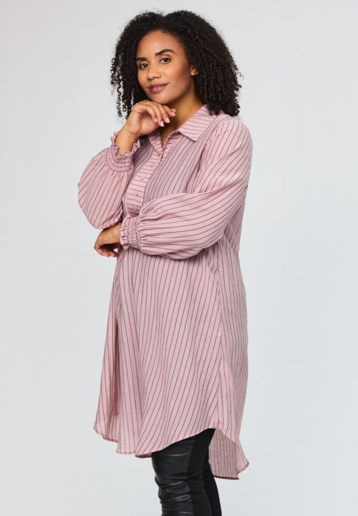 Ayla skjortekjole i viskosekvalitet med striber