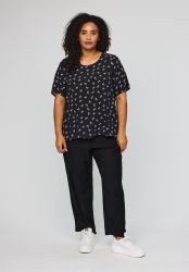 Bluse fra Studio med korte ærmer og løs pasform