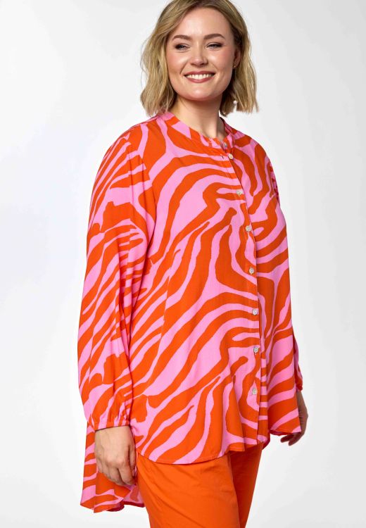 Rummelig Kristina skjorte fra Gozzip set forfra