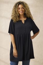Plus size tunika i blød viskose jersey med kort ærme