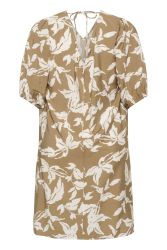 Plus size sommerkjole fra Kaffe Curve i blød viskosemix