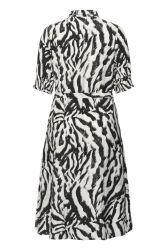 Plus size kjole fra Kaffe Curve i let kvalitet