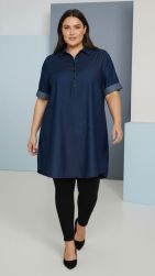 Kumanna denim tunika med krave og knapper