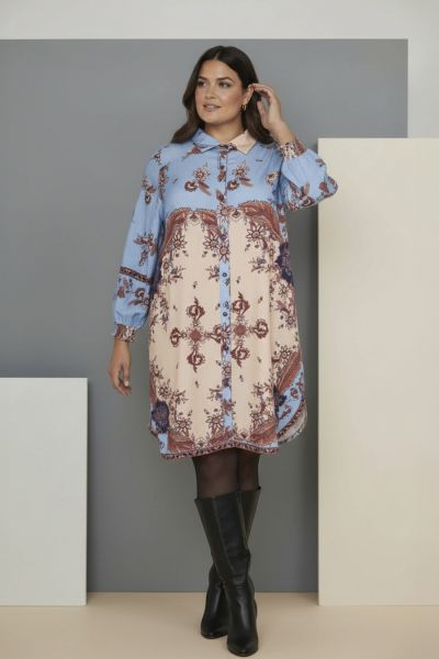 Ebinette tunika i blå og beige print med skjortekrave