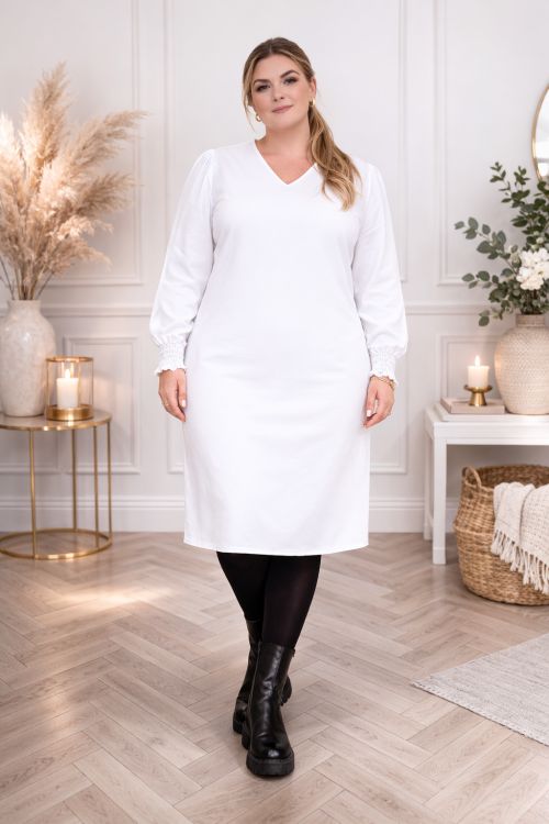 Enkel, klassisk og tidløs kjole fra No. 1 By OX.