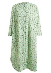 Grøn sommerkjole i bomuld med A facon og praktiske lommer