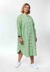 Grøn bomuldskjole i løs A facon med knapper og 3/4 ærmer