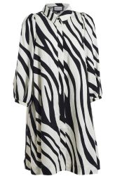 Smuk Wilma kjole i viskosekvalitet fra Gozzip